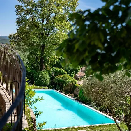 Au Chateau * Montboucher-sur-Jabron